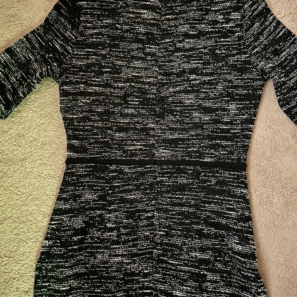 Dress - Picture 3 of 7